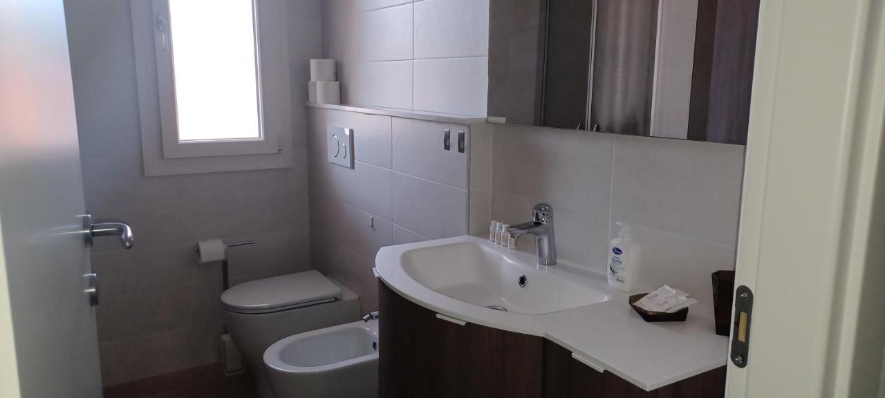 Casa Bivi 2 Apartment Lignano Sabbiadoro Bagian luar foto